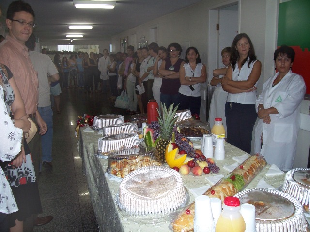 Maternidade do HC presta homenagem às mães internadas